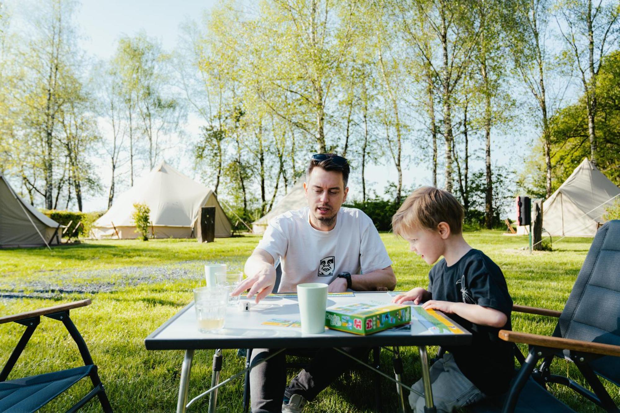 Camping Fuussekaul Heiderscheid Room photo